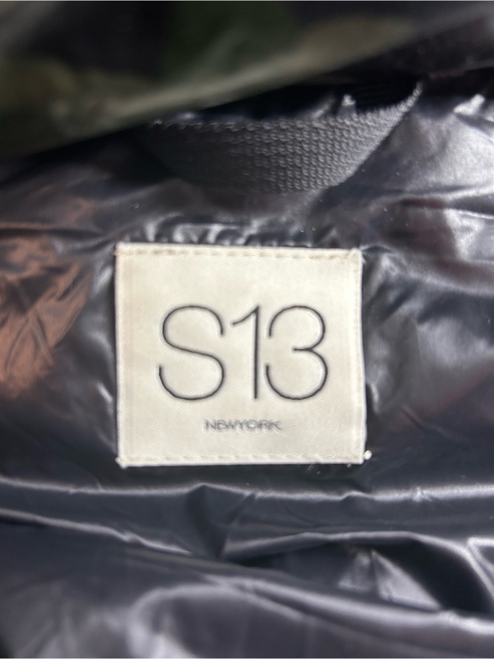 S13 Camouflage Quilted Puffer Vest with Faux-Fur Trim - Picture 4 of 7